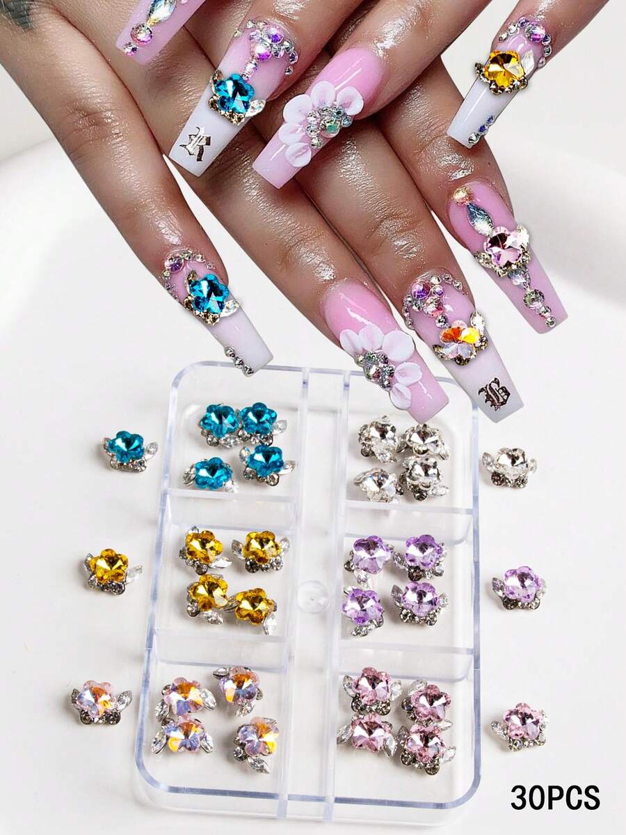 6 格 30 件花朵水钻指甲装饰，可满足您日常的指甲造型需求，欧美奢华铜镶嵌锆石指甲配件，简约百搭的金属闪光水钻指甲贴花，DIY 美甲装饰，时尚、简约、百搭的 Y2K 金属质感，水钻假指甲装饰，指甲首饰，美甲用品 - 彩色 - 查看 1
