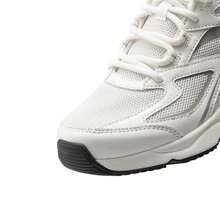 Skechers 女士轻便时尚舒适休闲跑步鞋 - 白色 - 查看 4