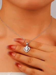 1 chiếc vòng cổ mặt trái tim thời trang tối giản bằng bạc Sterling 925 mạ bạch kim, dây chuyền trang trí bằng đá Zirconia thanh lịch, thích hợp làm quà tặng ngày lễ, trang phục hàng ngày và đi nghỉ cho phụ nữ ngày lễ tình nhân - Bạc - Xem 4