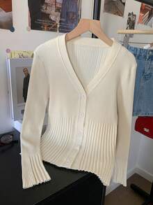 V领设计，细扣环，长袖，罗纹针织开衫，女士秋冬/返校季必备