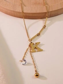 VceTd Um pingente elegante e moderno em aço inoxidável banhado a ouro 18k com a letra M e decoração de borlas é adequado para mulheres usarem em festas ou casamentos. - Ouro amarelo - Visão 13