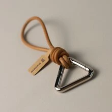 BLKSMTH 1pc Geometric Pattern Casual Zinc Alloy Key Chain, Leather Music Triangle Ring