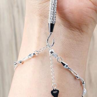 1pc Stainless Steel Quick Wear Bracelet Assistant - Effortless Jewelry Slider For Wrist Accents - Fashionable Metal Wearing Buffet Gadget