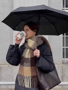 1 件女士时尚围巾，秋冬季保暖加厚围巾，韩式氛围围巾，蓝色披肩，适合学生、情侣、格子外套户外旅行，时尚配饰，礼物 - 彩色 - 查看 1