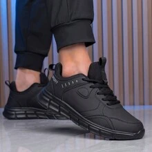 Tênis de Corrida Respiráveis Resistentes a Odores e Absorventes de Choque, Novos para Homens no Outono/Inverno, Botas de Cor Sólida, Sapatos Esportivos Casuais Pretos com Cadarço e Estilo Outdoor/Trabalho, Adequados para Adolescentes em Ocasiões Casuais de Verão, Atividades Ao Ar Livre, Viagens ou como Presentes de Formatura ou Aniversário.