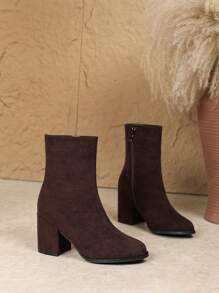 بوت الكاحل القصيرة ذات الكعب السميك للنساء ، مزودة بسحاب جانبي وفتحة مرنة ، مناسبة للارتداء الضيق في الشتاء ، بوت ركوب عتيقة