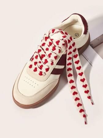 1 par 120 cm hjärtmönster skosnören - Glansiga röda och vita hjärtan, lätta och slitstarka 47,24 tums snören för sport, vardagsskor, modesneakers och stövlar, skotillbehör, endast snören (skor ingår ej)