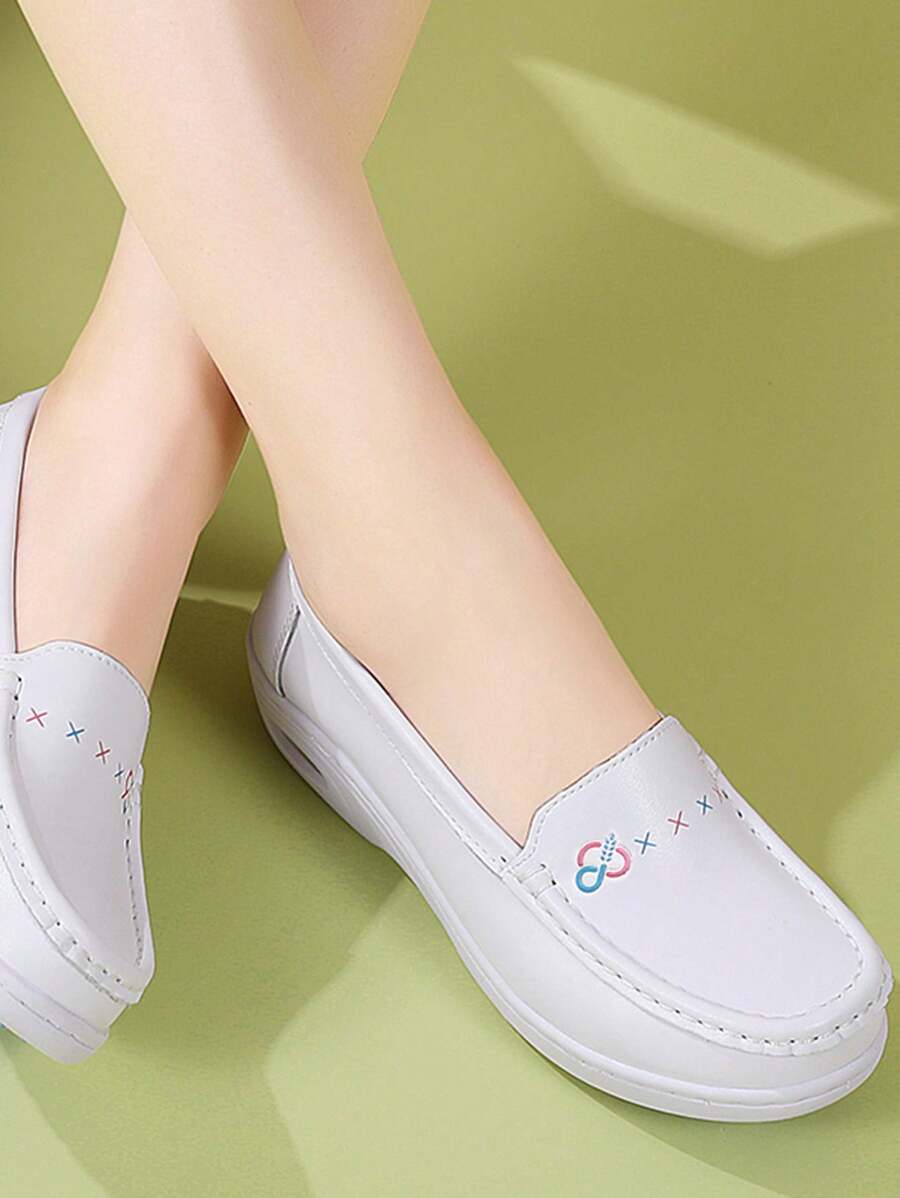 Lightweight Nurse Shoes, Women White Outdoor Walking Sneakers, Shock-Absorbing Breathable Slip-Resistant Work Shoes, Casual Athletic Shoes
