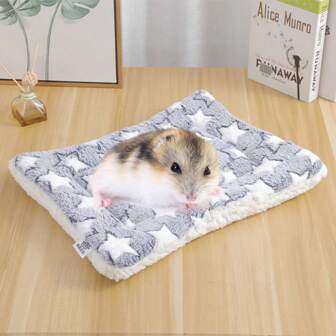 1pc Thickened Warm Coral Fleece Washable Hamster Bed Mat Suitable For Rabbits, Mice, Hedgehogs And Squirrels
