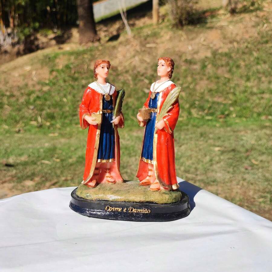 Cosme And Damião Hand Decorated Resin Image 15cm - Nhiều màu - Xem 1