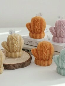 1pc Christmas Glove Shaped Scented Candle, Suitable For Home Decor, Party, Dining Table, Holiday Gifts, Gift Box Christmas Decorations Room Decor, Christmas Gifts - Multicolor - View 4