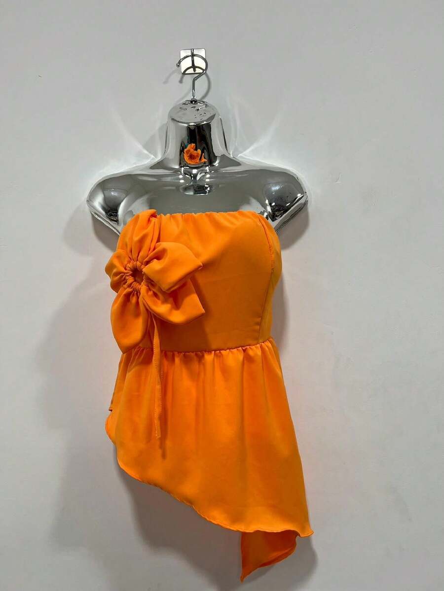 Blouse Style Crop Top With Asymmetrical Flower Detail - trái cam - Xem 1