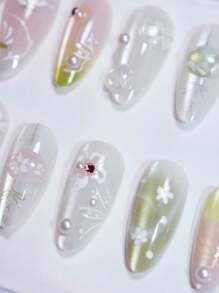 Juego de 10 piezas de puntas de uñas hechas a mano con perlas, diseño 3D de flores y loto fresco, ultra delgadas sin residuo, creación de un aspecto dulce y brillante de uñas postizas.
