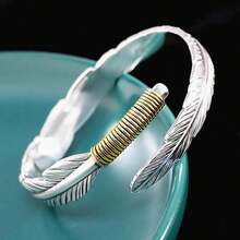 Vintage Open End Feather Design Bangle Bracelet For Men - Silver - View 7