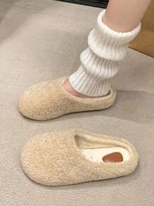 Chaussures plates enfiler femme, avec semelle souple et confortable, antidérapante, doublure en peluche, coloris unicolore, décoré d'une boucle métallique, style rétro mignon et polyvalent. Idéal pour l'intérieur, la maison, le bureau, le campus et les sorties