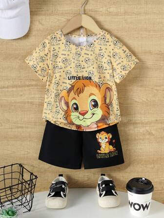 Young Boy Summer Casual Lion Print Round Neck Short Sleeve T-Shirt And Lion Print Shorts Set