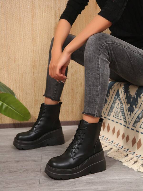 2024 Designer Europeu Moda Plataforma Salto Impermeável Casual Mulheres Botas, Forro de Pele Botas Quentes Para Passeios Ao Ar Livre Viagem Esportes Preto Botas de Motocicleta