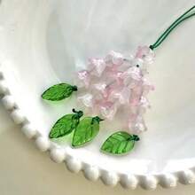 铃兰与蝴蝶花卉复古女性手机挂绳，女士短链吊坠饰品 - 粉色 - 查看 1
