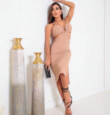 VESTIDO LONGO VAZADO COM DETALHE E FENDA NA LATERAL COM BOJO ALCINHA MODA VERAO DECOTADO CANELADO - Caqui - Visão 3