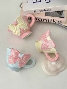 1pc 180ml Hand-Painted Bow Ceramic Coffee Cup, Handcrafted Flattened Handle Mug, Suitable For Cafe Latte, Manual Coffee, Office Milk Cup, Water Cup, Holiday Gift, Girlfriends Cup, Afternoon Tea Cup, Holiday Decoration Back To School Back To School