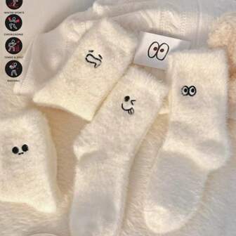 1 Pair Men's Autumn/Winter Mink Velvet Mid-Calf Socks, Thermal Lined, Thick, Warm, Versatile, White Fuzzy Big-Eyed Crew Socks