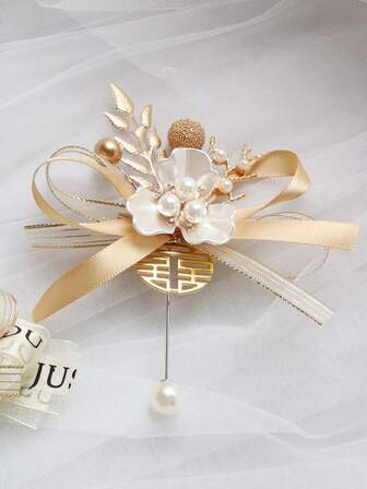 1pc Champagne Color Chinese Style Groom Wedding Lapel Flower With 3 Pearl Floral Brooch, Clothing Accessory Boutonniere For Daily Meeting, Wedding Decoration