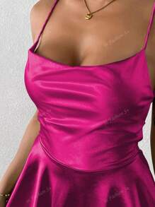 1 Peça Vestido Elegante Plissado de Pescoço Halter Sem Costas em Cetim Sexy, Adequado para Bar, Festa, Casa