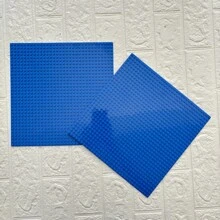 1块男女通用积木底板，兼容主流品牌16*32和32*32小积木，图案丰富，ABS材质，玩法多样，多种颜色可选，是完美的生日礼物。