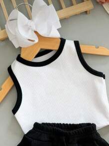 Girls' Cropped Set With Shorts And Skirt With Pompom Detail - 黑色 - 查看 2