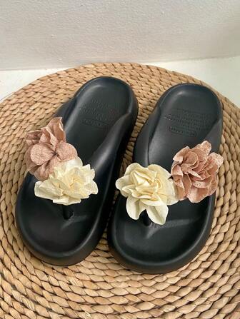 女士可爱花朵人字拖凉鞋，软底休闲海滩拖鞋，2024 年夏季新款防水设计