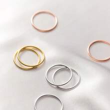 1 pieza Anillo delgado de mujer de acero inoxidable quirúrgico de 2 mm de plata