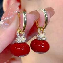 زوج من أقراط اللؤلؤ الاصطناعية الأنيقة مزينة بحجر الزركونيا الأحمر، هدية أنيقة للأصدقاء والأم