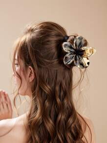 1/3/6件黑白鸡蛋花发夹 8.5厘米豹纹紫荆花发夹，可紧紧夹住多根发束，不伤发。适用于万圣节、圣诞节、派对、街拍和造型设计夏季发夹爪夹发夹 - 彩色 - 查看 3