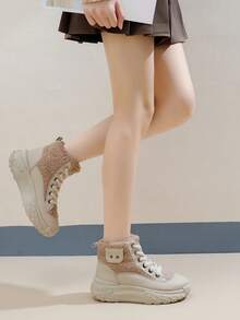 Wysokie buty z grubą podeszwą dla kobiet, najnowsze ciepłe buty sportowe na jesień i zimę, uniwersalne antypoślizgowe buty śnieżne