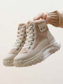 Wysokie buty z grubą podeszwą dla kobiet, najnowsze ciepłe buty sportowe na jesień i zimę, uniwersalne antypoślizgowe buty śnieżne