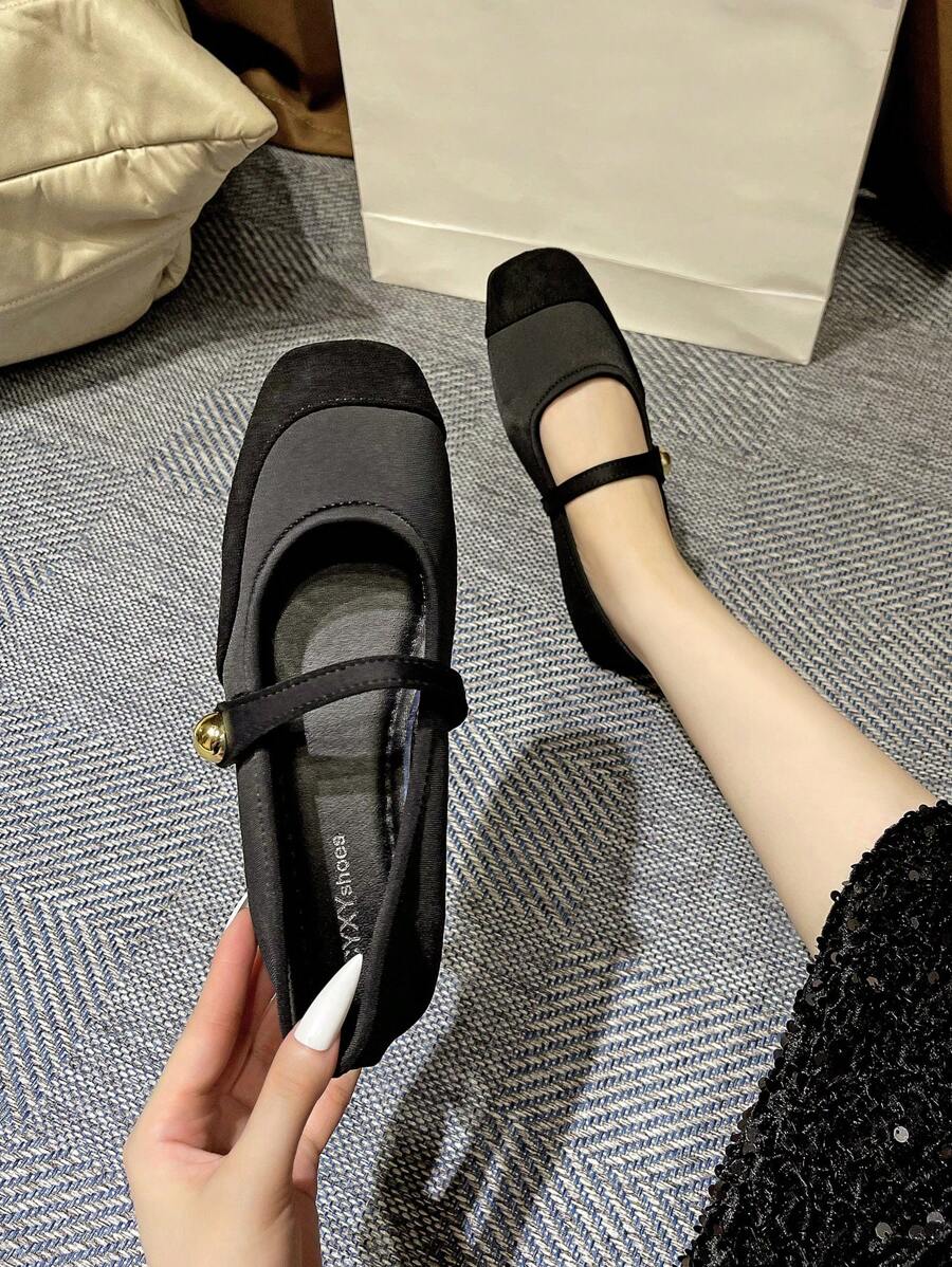 Giày bệt Mary Jane kiểu retro mới cho nữ, giày bệt quai mảnh tối giản, mềm mại, thanh lịch cho mùa xuân/hè.