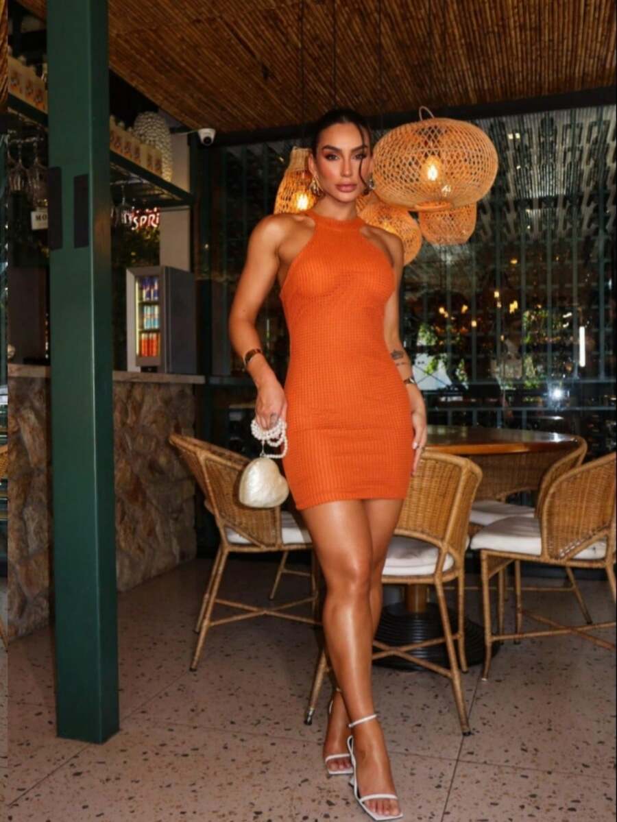 Nádia Dress, Women's Fashion, Crocheted In Macramé Style With Cutouts That Enhance The Figure, Structured Cups And Beautiful Back Details - 橘色 - 查看 1