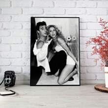 1pc,Kelly And Mr. BigWall Art,ModernleposterPrinting Canvas Painting, ,Home Decor,Room Decoration Stuff,Gift Ideas,Suitable For Decorative Painting Inbar,Hotel,Bedroom,Living Room19.7*27.6 Inch, Frameless Gifts Birthday Graduation