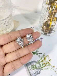 rakol 2 件时尚铜锆石流苏简约叶子耳钉，适合婚礼装饰 - 耳環 - 查看 3