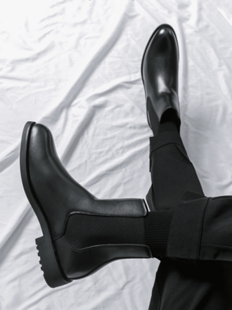 新款男士高帮靴，英伦风格纯色圆头靴，厚底防滑牛仔靴，适合户外徒步通勤骑行摩托车时尚雪地靴