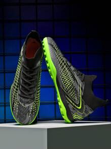 2024 Unisex Fußball Schuhe mit langen oder kurzen Stollen für Jugendfußball, 4 Farboptionen