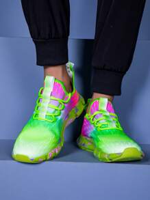 Paare Schuhe: Ultra-weich, super-leicht Popcorn Sohle, geruchsresistente Sohle, bunte gestrickte Rundkappe, Schnürung in einem Stück Socken-Stil, lässiges sportliches Design, eng anliegend, Popcorn Sohle, asymmetrischer mehrfarbiger lässiger Sportbekleidung Sneaker