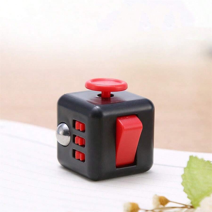 1pc Anti-Stress Fidget Dice Toy, Helps Relieve Pressure - Multicolor - View 1