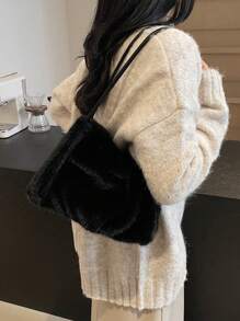 Eslcorri 女士小号蓬松毛绒手提包，可爱毛绒腋下包迷你顶部提手钱包蓬松单肩流浪包 - 黑色 - 查看 4