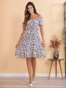 Women's Short Off-The-Shoulder Dress With Floral Print - 淺藍色 - 查看 1