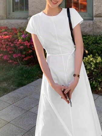 2025 夏季女士修腰圆领系带收腰长款 A 字纯色短袖连衣裙