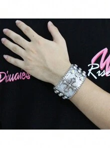 Braccialetti in pelle con rivetti a forma di croce, stile hip hop punk rock, ampi braccialetti per discoteca, DJ, cantanti, costumi di scena e cosplay - Multicolore - Visualizzare 10