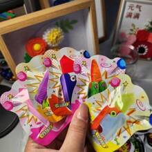 10 pezzi Giocattoli scherzo bomba a sorpresa, granata finta, gadget per feste, accessori per campeggio e attività di team building - palloncini esplosivi, sorpresa spaventosa, bomba puzzolente a forma di porro/ravanello, Natale - Multicolore - Visualizzare 19