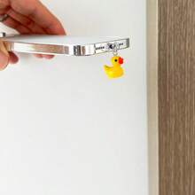 新款经典可爱款小鸭子 iPhone 防尘塞 Type-C 防尘塞 Android 手机防尘塞 - 小黃鴨手機充電口防塵塞 - 查看 11