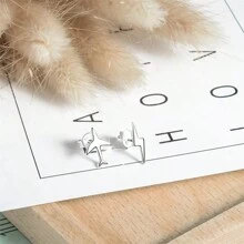 925 Sterling Silver Fashionable Exquisite Plane & Lightning Bolt Earrings, Versatile And Hypoallergenic